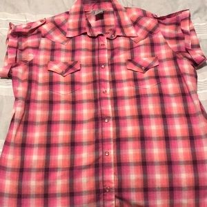 Women’s Wrangler Button up